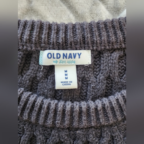 Old Navy dark green knit sweater, medium - Picture 4 of 4